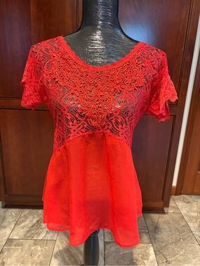 Buckle Red Lace Overlay Short Sleeve Blouse